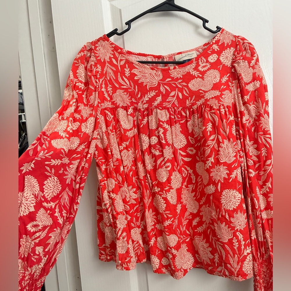 Universal Thread Red Floral Blouse